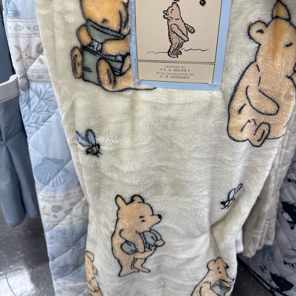 Winnie the Pooh Cream Throw Blanket